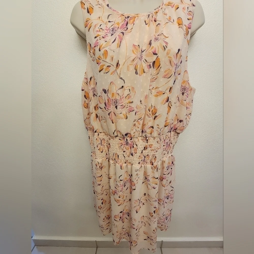 como blu dress | Dresses | Nwot Como Blu Style-Fabric-Color:P00070110-WR-NVSHP HOME Elegant V-neck Low Back Ruching making it perfect for